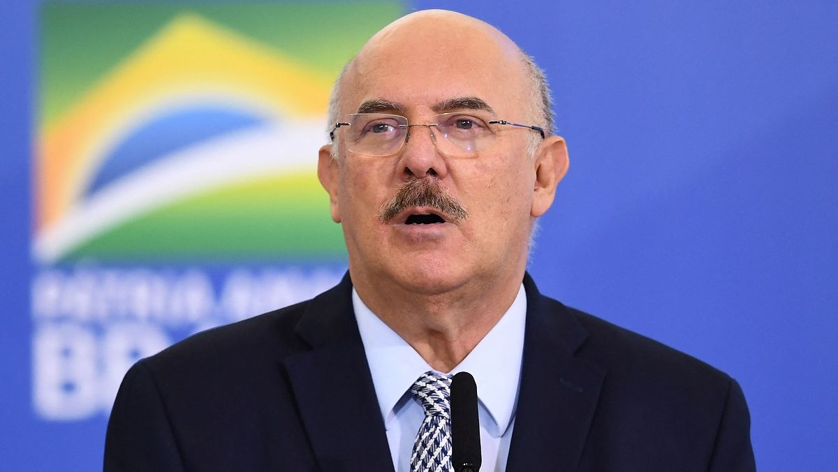 ex-ministro da educação milton ribeiro
