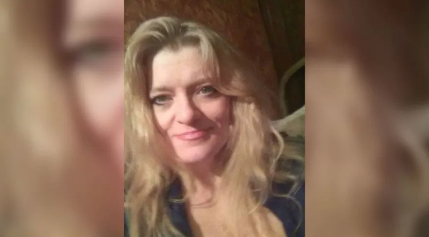 Mulher acorda de coma após dois anos e identifica seu irmão como agressor