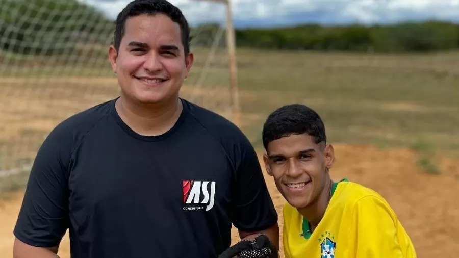Para encerrar briga, Allan Jesus pediu R$ 20 milhões a Luva de Pedreiro