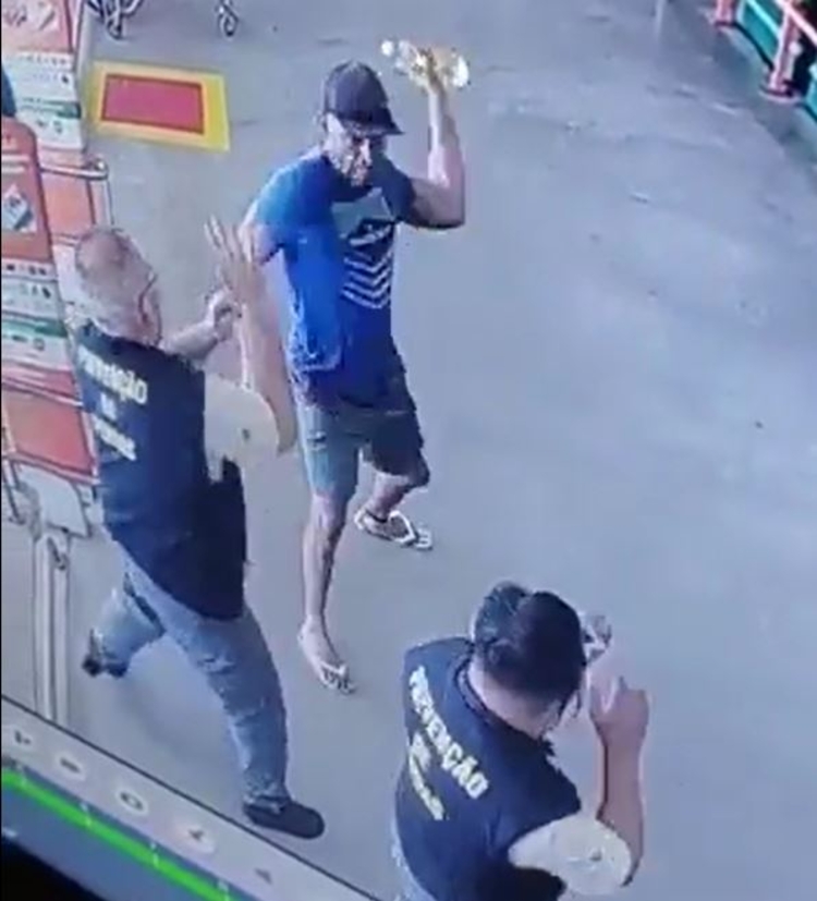 Detento do semiaberto ataca funcionária de supermercado